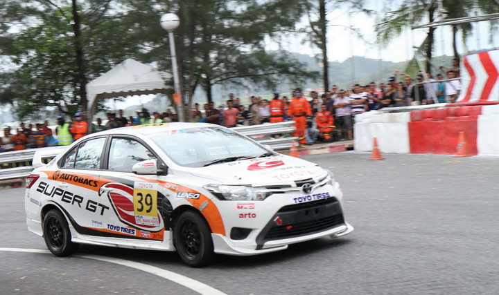 Toyota Motorsport@Phuket_006_resize_resize